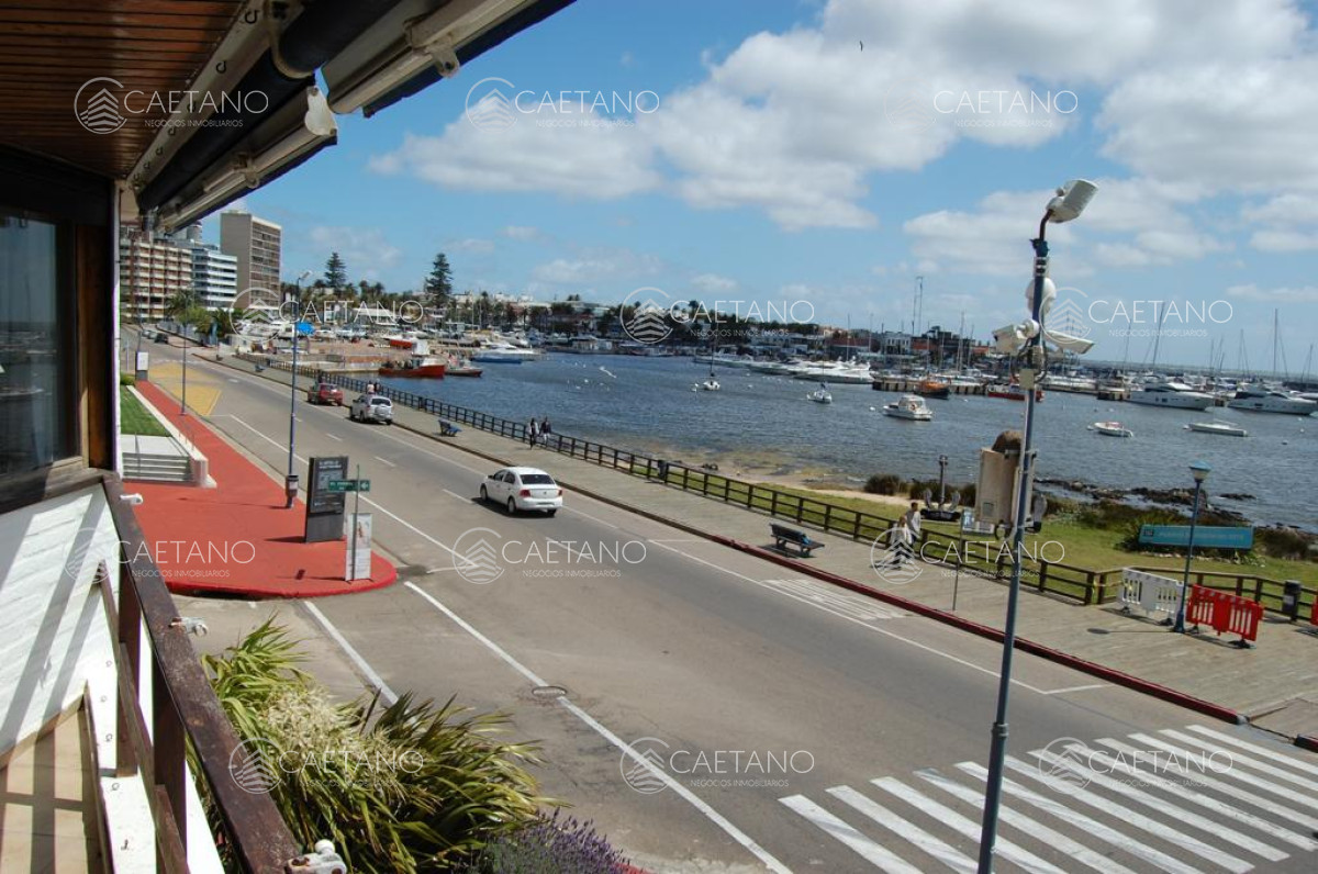 Apartamento en Puerto, propiedad 214827 -Imagen 13