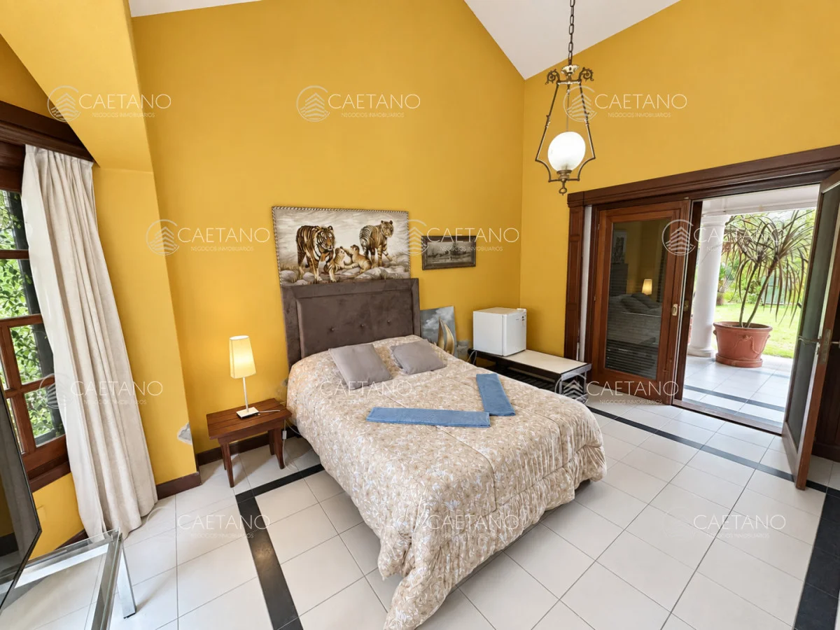 Casa en Berverly Hills, propiedad 215107 -Imagen 16