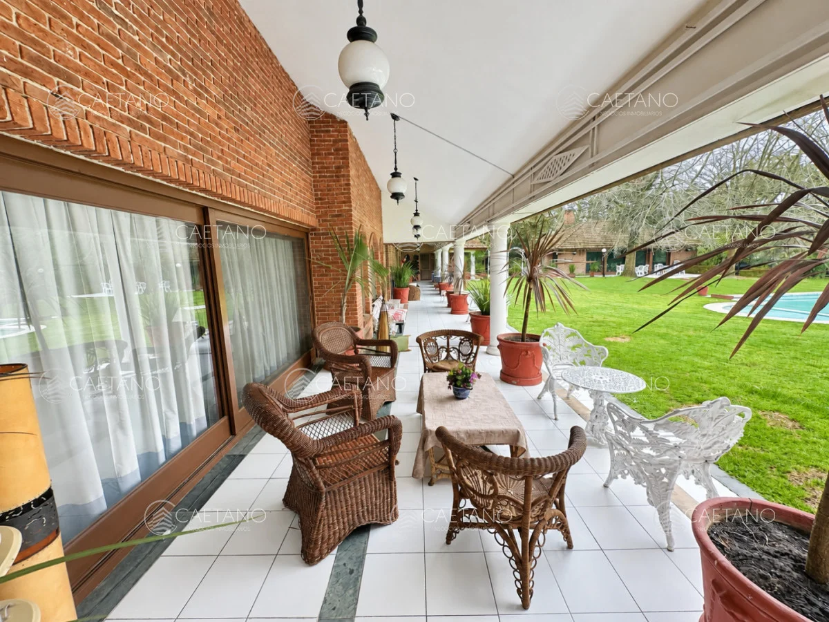 Casa en Berverly Hills, propiedad 215107 -Imagen 6