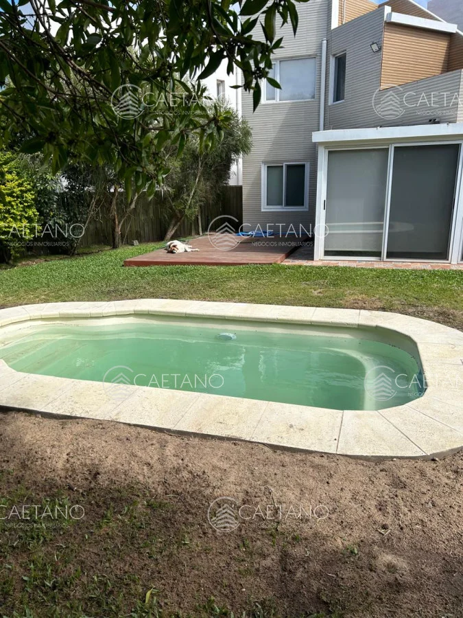 Casa en La Juanita, propiedad 215484 -Imagen 8