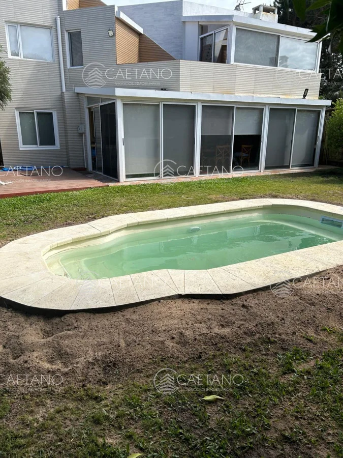 Casa en La Juanita, propiedad 215484 -Imagen 9