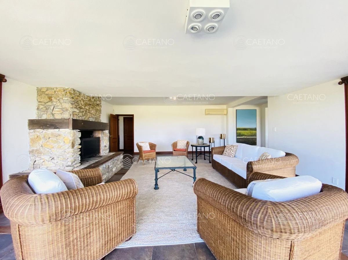 Casa en Playa Brava, propiedad 215540 -Imagen 3