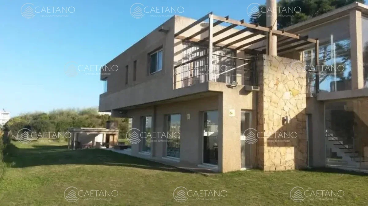 Casa en Rincón del Indio, propiedad 215592 -Imagen 2