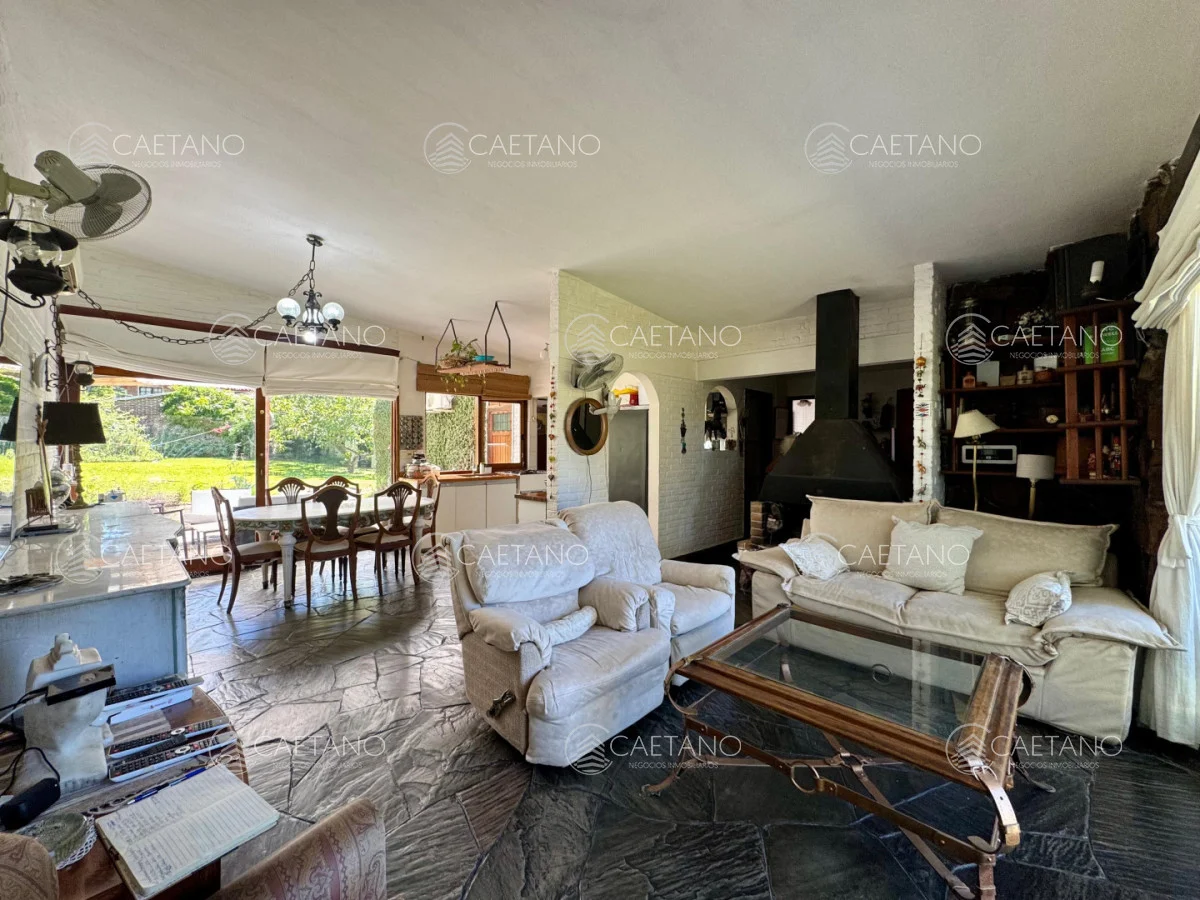 Casa en Pinares, propiedad 215646 -Imagen 3