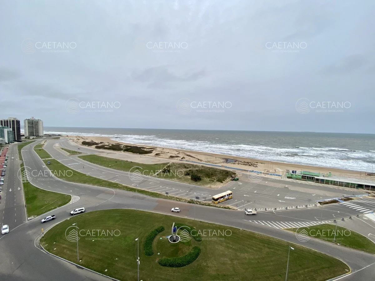 Apartamento en Playa Brava, propiedad 215790 -Imagen 4