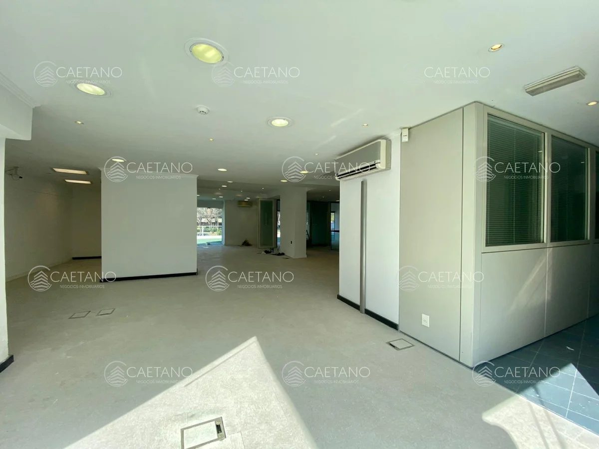 Local en Roosevelt, propiedad 215822 -Imagen 2