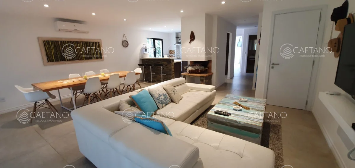 Casa en Solanas, propiedad 216102 -Imagen 2