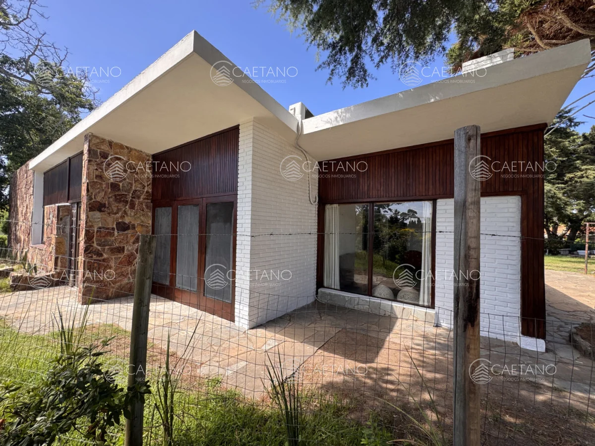 Casa en Barrio Cantegril, propiedad 252363 -Imagen 2