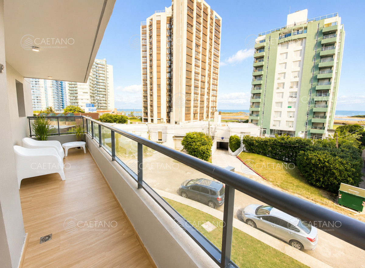 Apartamento en Playa Brava, propiedad 272210 -Imagen 1