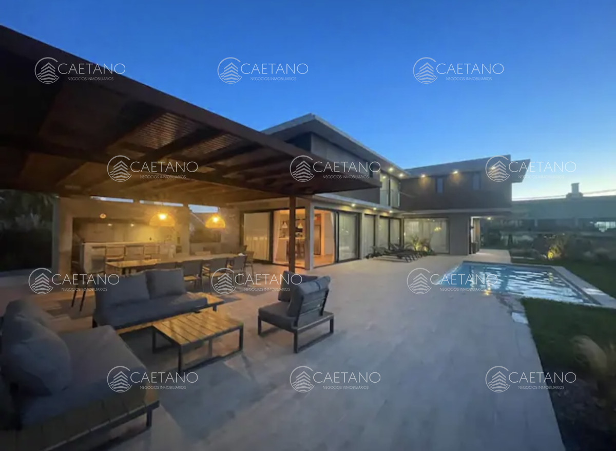 Casa en Punta Ballena, propiedad 273299 -Imagen 2