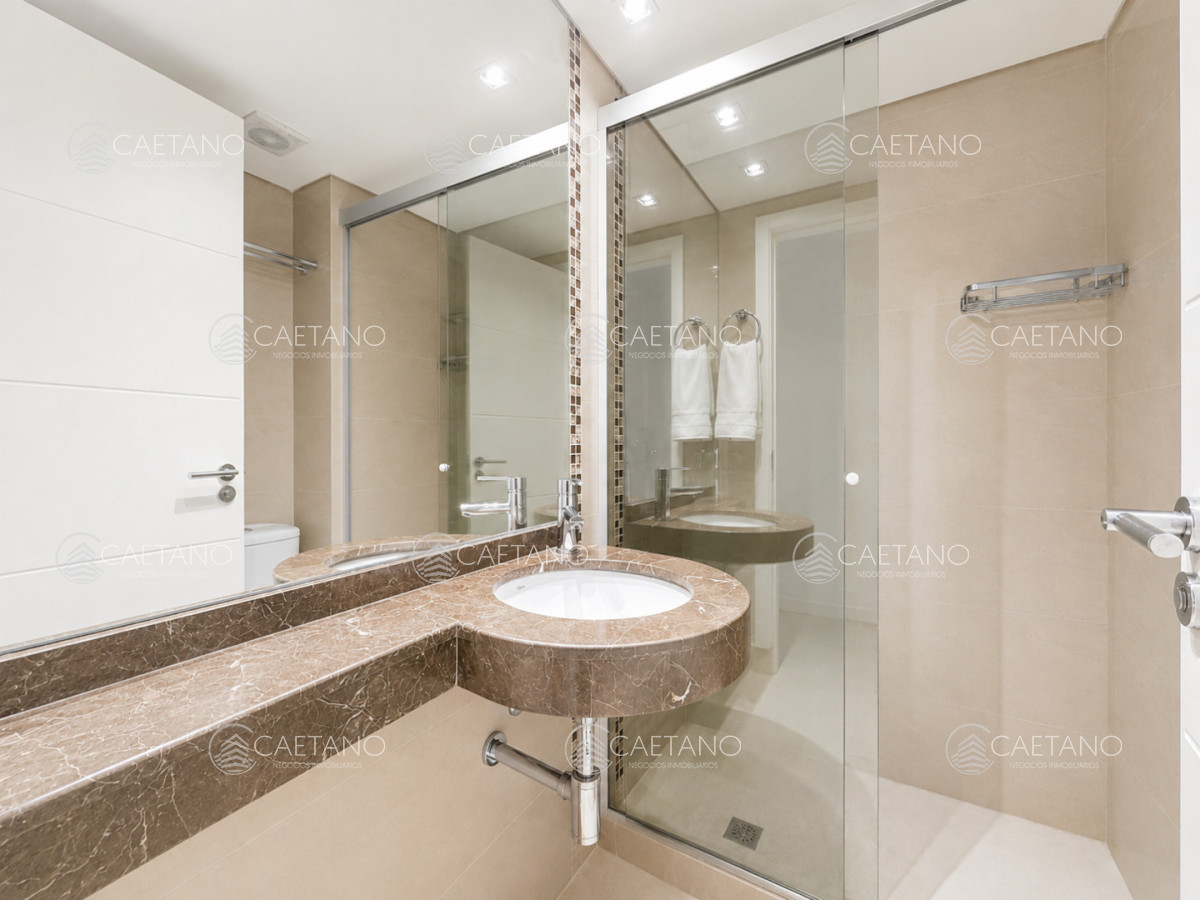 Apartamento en Playa Mansa, propiedad 274476 -Imagen 14