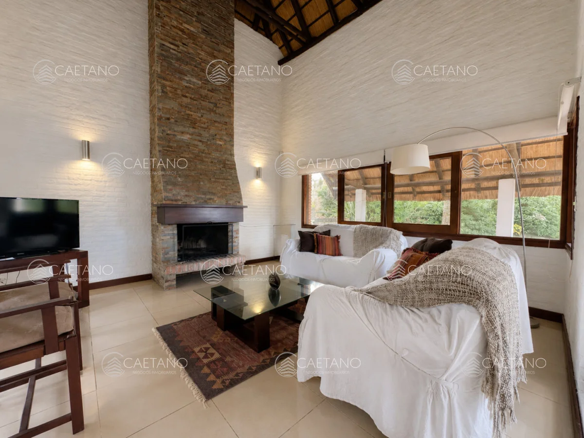 Casa en Pinares, propiedad 276723 -Imagen 3