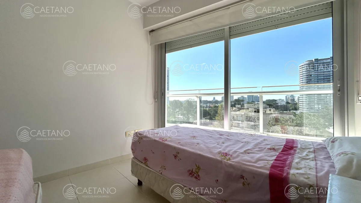Apartamento en Playa Mansa, propiedad 284842 -Imagen 11