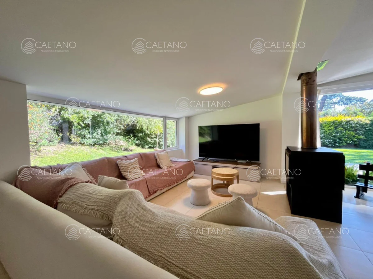 Casa en Roosevelt, propiedad 289374 -Imagen 2