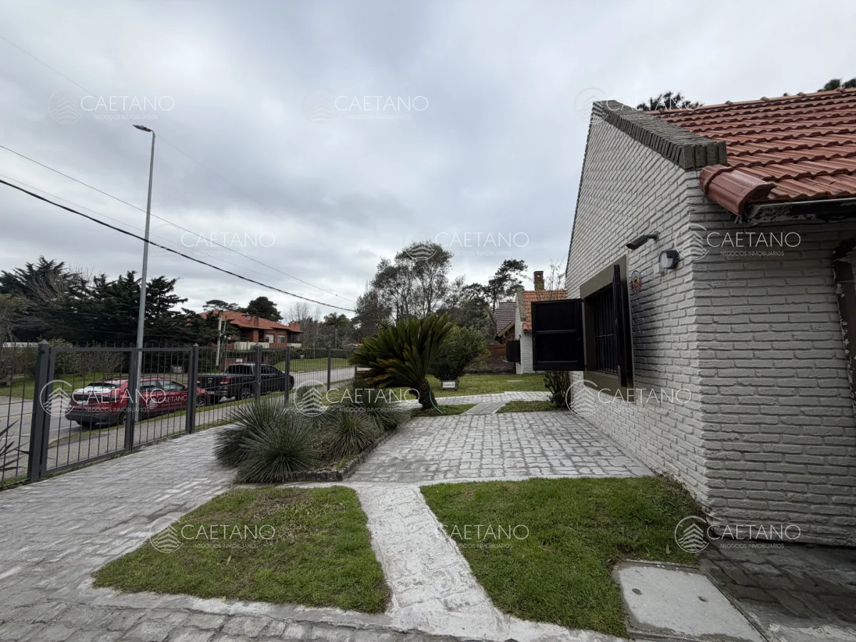 Casa en Barrio Cantegril, propiedad 293637 -Imagen 2