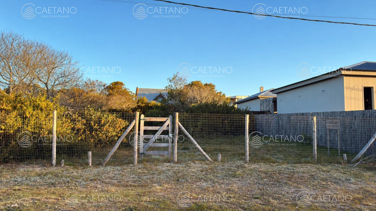Terreno en La Juanita, propiedad 296061 -Imagen 1