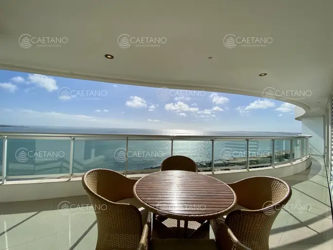 Venta apartamento 3 dormitorios playa mansa Punta del Este