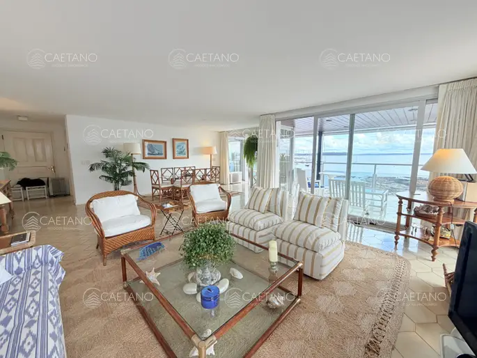 Alquiler temporal apartamento 4 dormitorios, Puerto de Punta del Este