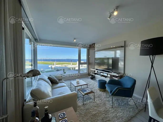 Venta apartamento 3 dormitorios. Playa mansa, Punta del Este