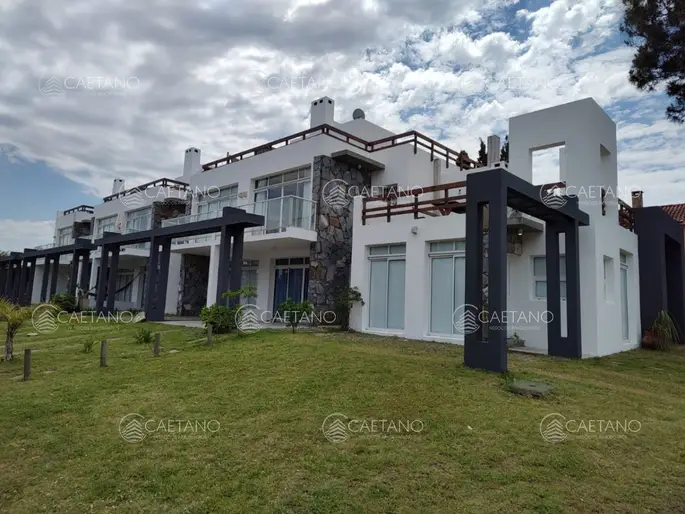 imagen  de la propiedad 215543