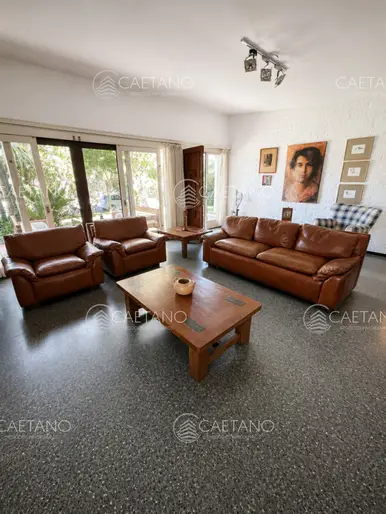 Alquiler casa 3 dormitorios en parada 9 de la mansa