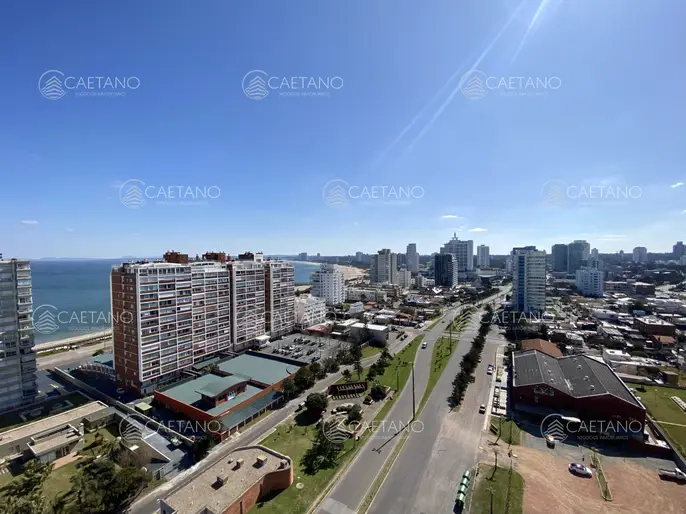 VENTA  APARTAMENTO 2 DORMITORIOS IMPERIALE PUNTA DEL ESTE