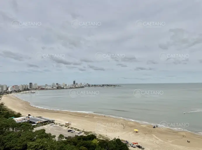 Apartamento en venta 3 dormitorios Punta del Este