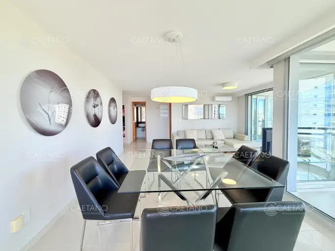 Apartamento en Venta - Punta del Este, Playa Mansa