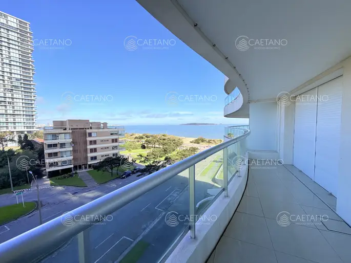 Apartamento en Punta del Este, Mansa