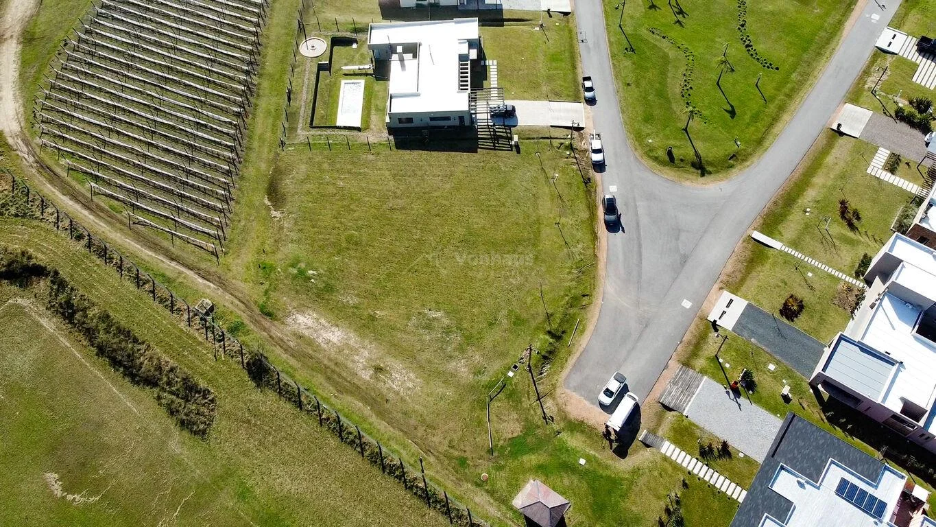 Terreno en Viñedos de la Tahona, propiedad 119177 -Imagen 3