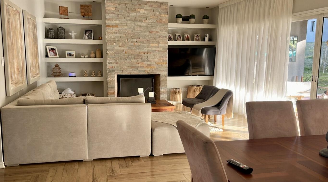 Casa en Colinas de Carrasco, propiedad 273934 -Imagen 1