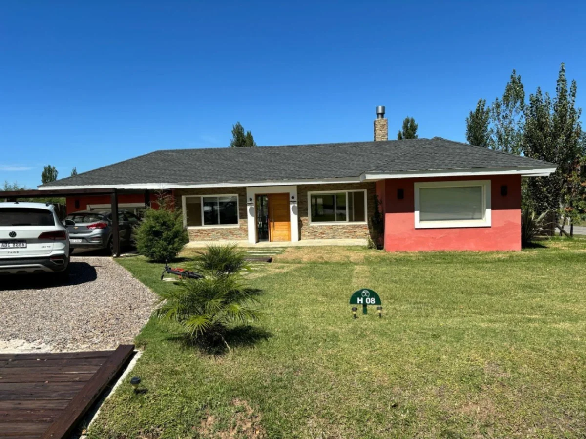 Casa en Altos de la Tahona, propiedad 284450 -Imagen 1