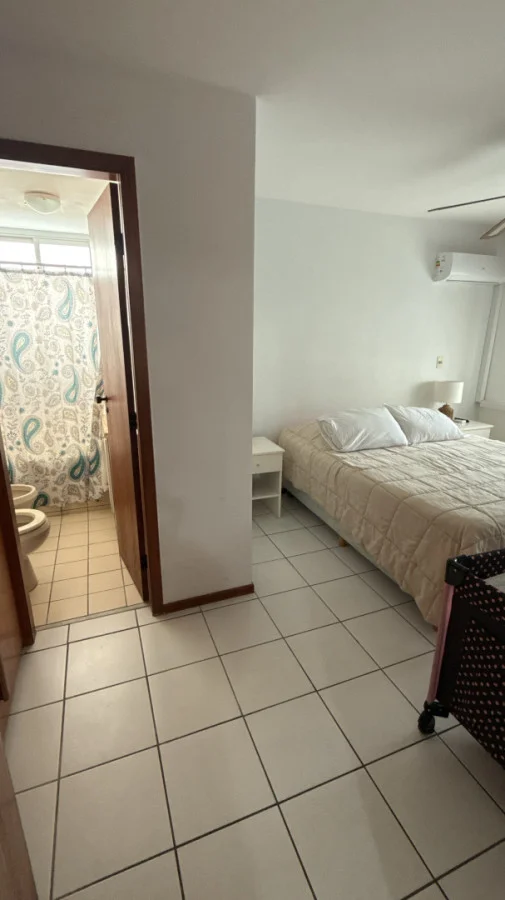 Apartamento en Playa Mansa, propiedad 289805 -Imagen 13