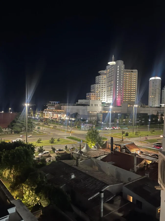 Apartamento en Playa Mansa, propiedad 289805 -Imagen 18