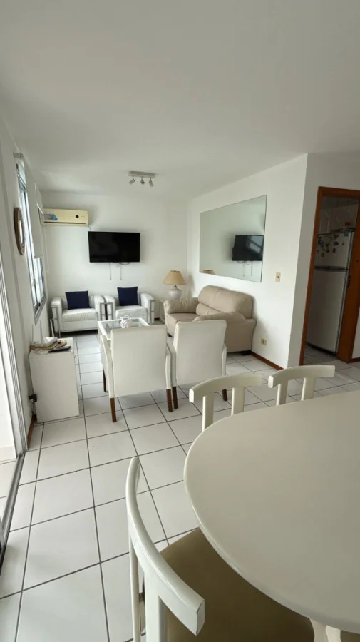 Apartamento en Playa Mansa, propiedad 289805 -Imagen 5