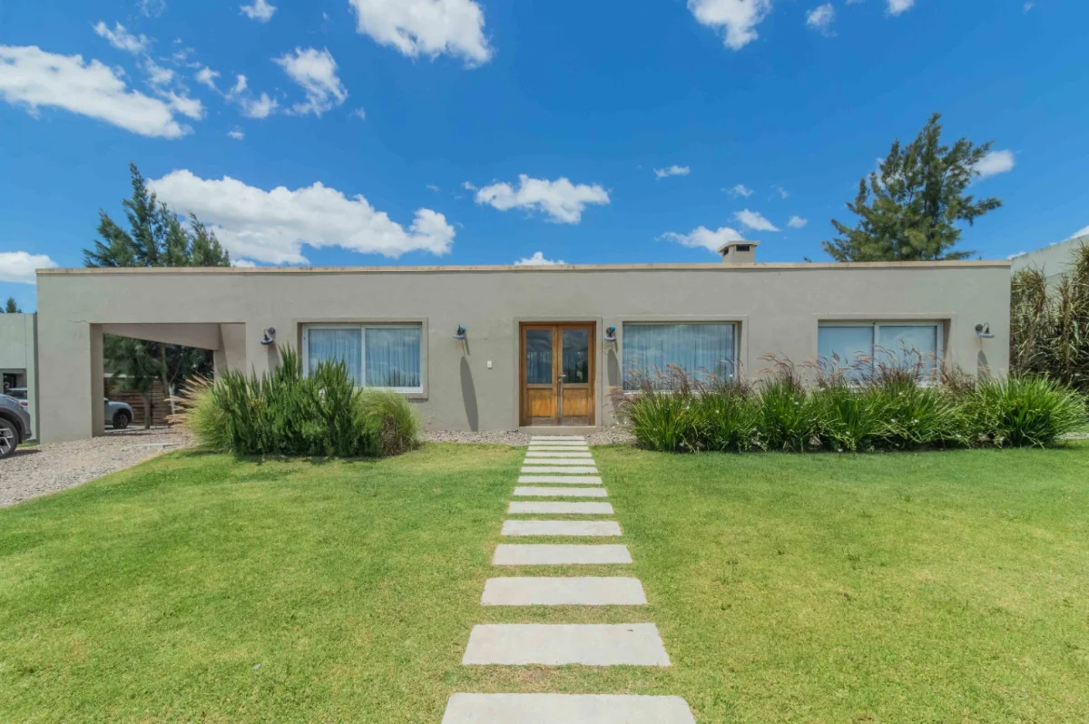 Casa en Colinas de Carrasco, propiedad 302230 -Imagen 1