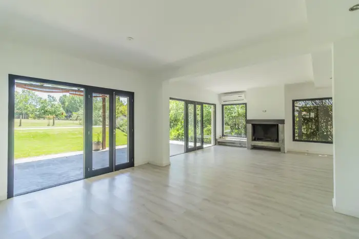 Casa en venta c/ cochera en La Tahona