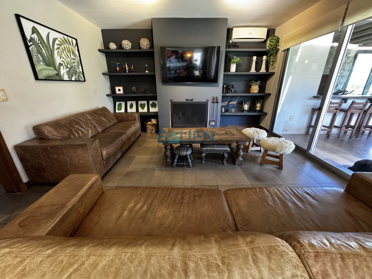 Casa en Lomas de la Tahona, propiedad 285963 -Imagen 2