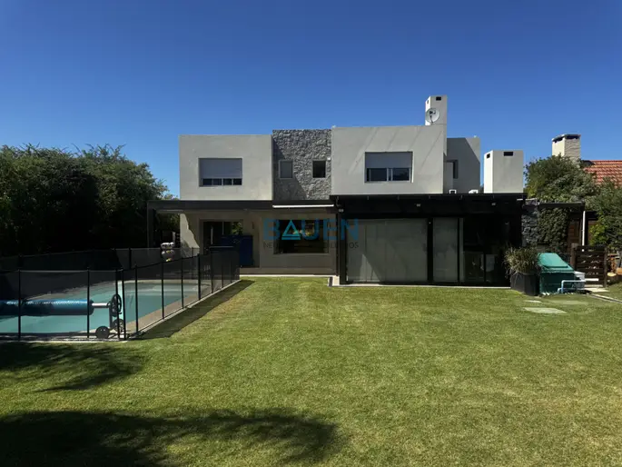Casa en Venta - Lomas de la Tahona