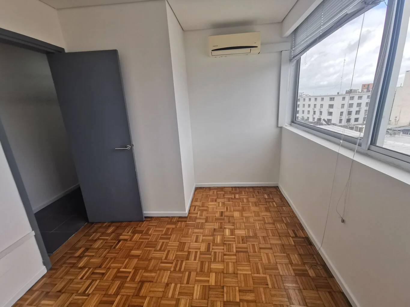 Oficina en Ciudad Vieja, propiedad 263547 -Imagen 4