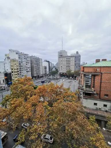 Monoambiente frente a la IMM, vivienda u oficina