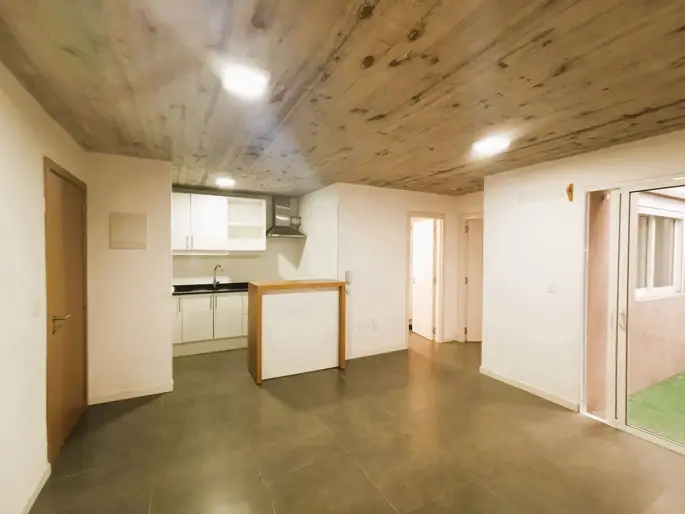 1 dormitorio, patio con parrillero
