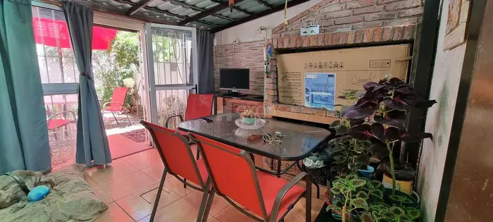 VENTA APARTAMENTO CASITA MALVIN 3 DORMITORIOS Y PARRILLERO