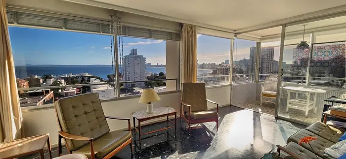Venta Apartamento 2 dormitorios en Peninsula Punta del Este Piso alto