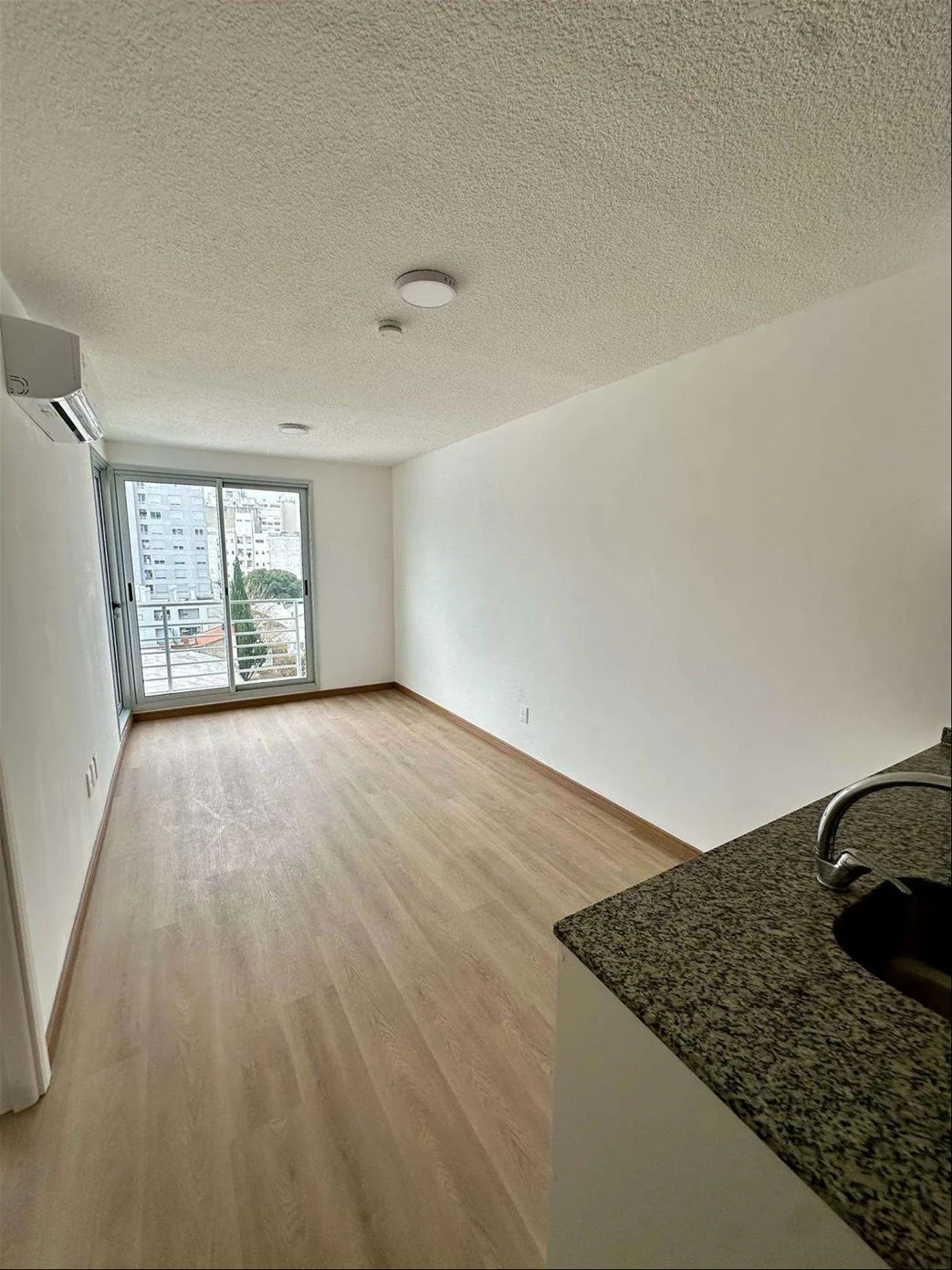 Apartamento en Tres Cruces, propiedad 286778 -Imagen 1