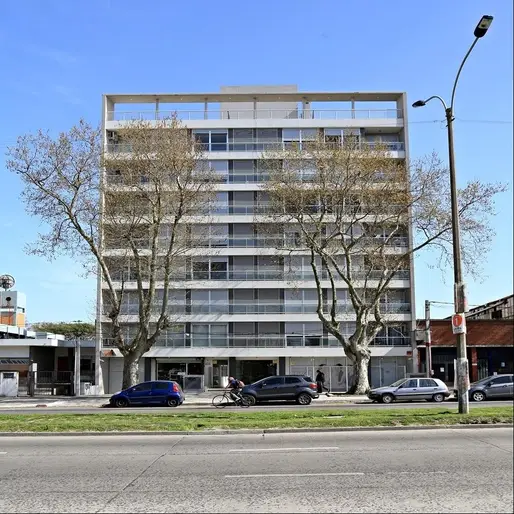 ¡Venta Apartamento Brazo Oriental 2 Dormitorios y Garaje con renta! A cuadras de Shopping Nuevo Centro