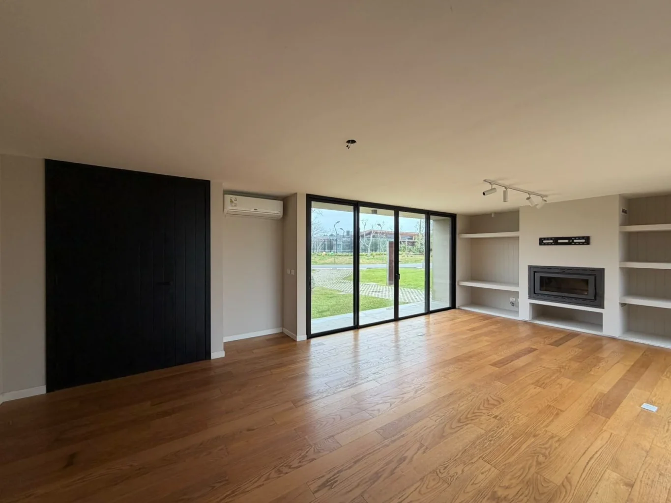 Casa en Altos de la Tahona, propiedad 295965 -Imagen 2