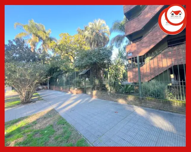 Oportunidad única! Venta Prado casa duplex 4 dormitorios patio y parrillero exclusivo divinas áreas verdes gran ubicación