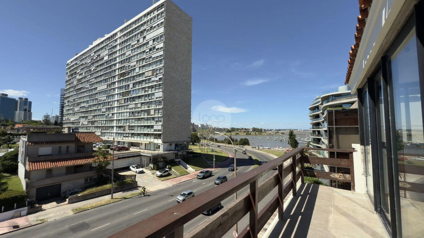 Apartamento en Puerto del Buceo, propiedad 235865 -Imagen 2