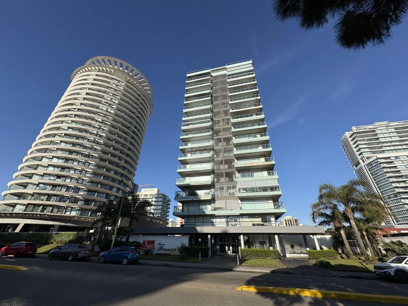 Apartamento en Av. Chiverta, propiedad 294101 -Imagen 2